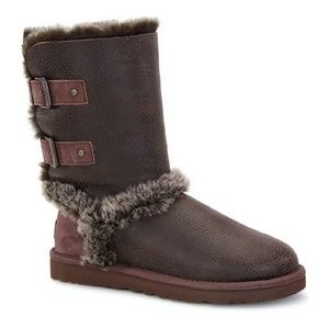 NIB Authentic Ugg Skylah boots